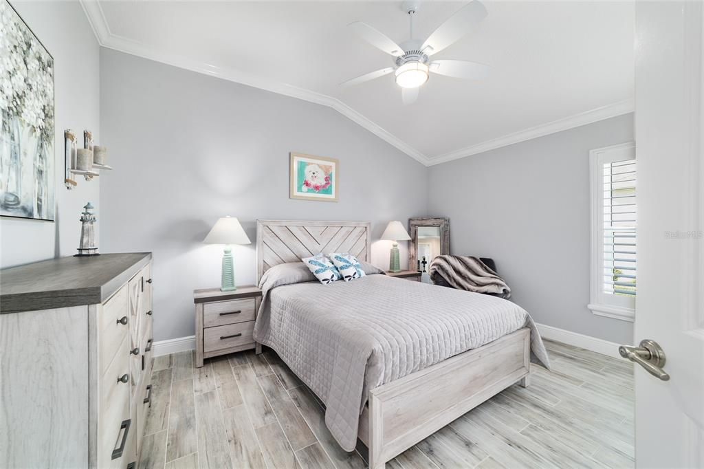 На продажу: $799,900 (3 спален, 2 ванн, 2930 Квадратных фут)