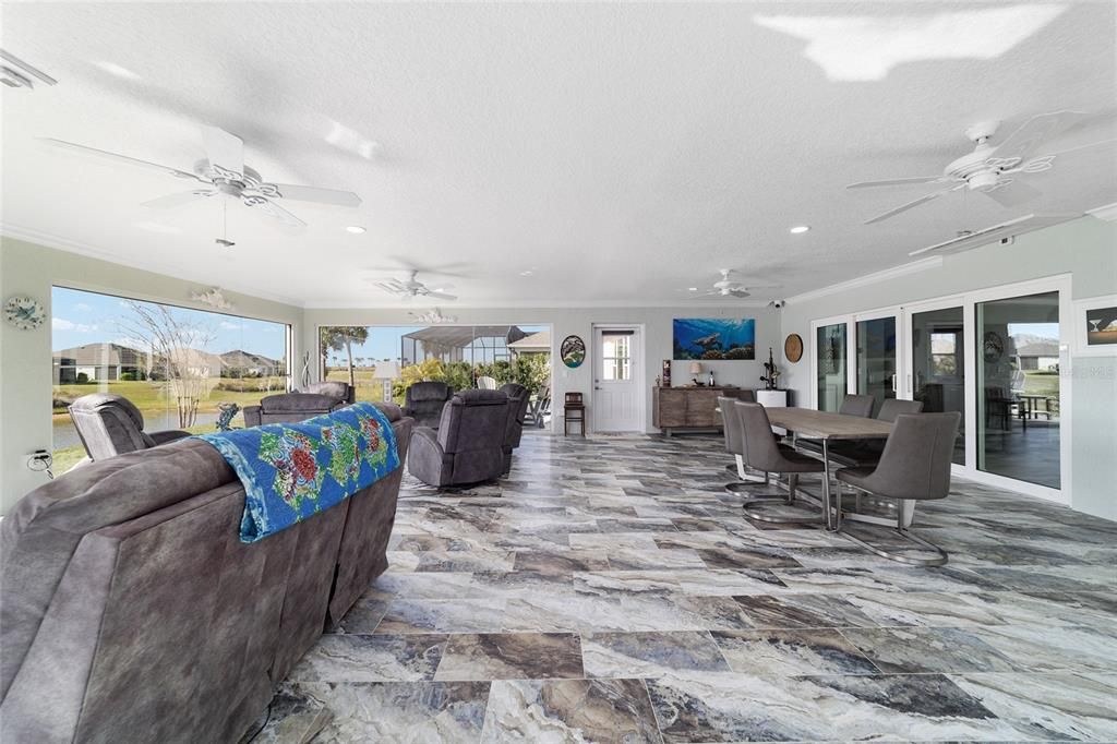 На продажу: $799,900 (3 спален, 2 ванн, 2930 Квадратных фут)