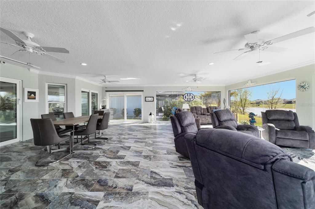 На продажу: $799,900 (3 спален, 2 ванн, 2930 Квадратных фут)