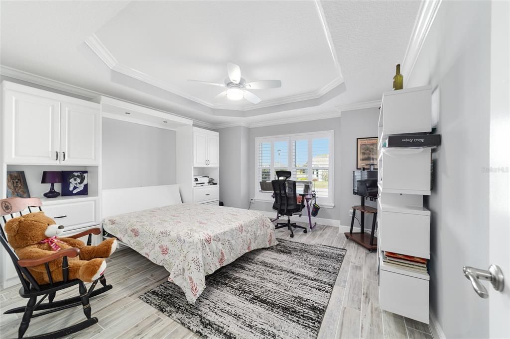 На продажу: $799,900 (3 спален, 2 ванн, 2930 Квадратных фут)