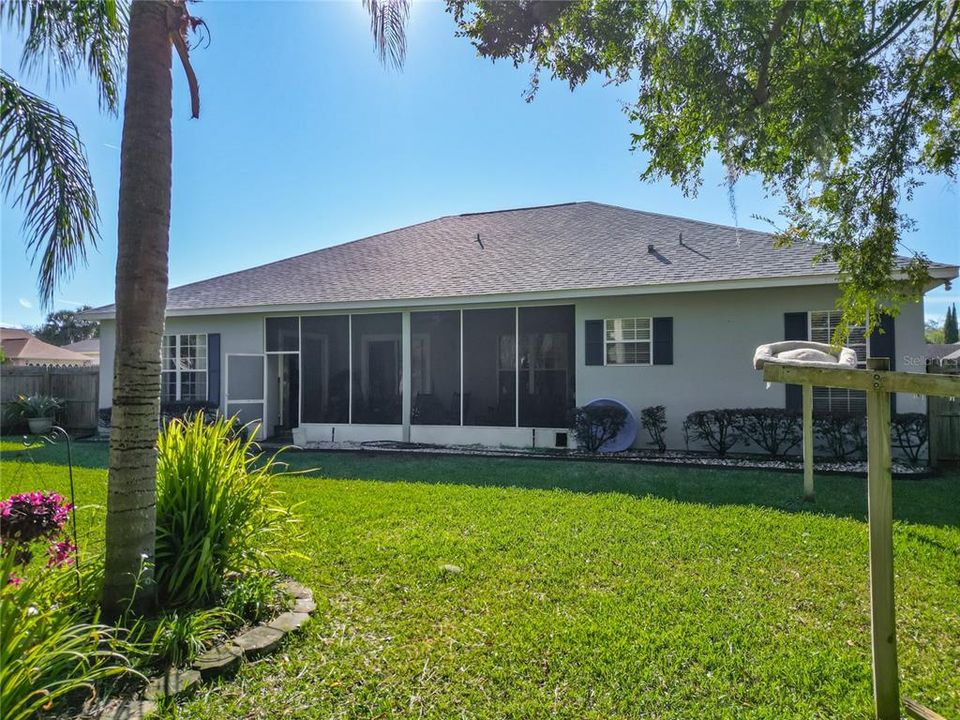 For Sale: $410,700 (3 beds, 3 baths, 2292 Square Feet)