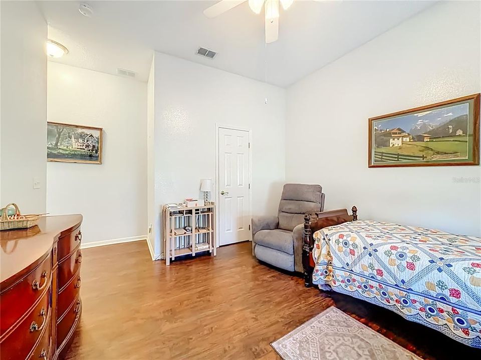 For Sale: $410,700 (3 beds, 3 baths, 2292 Square Feet)