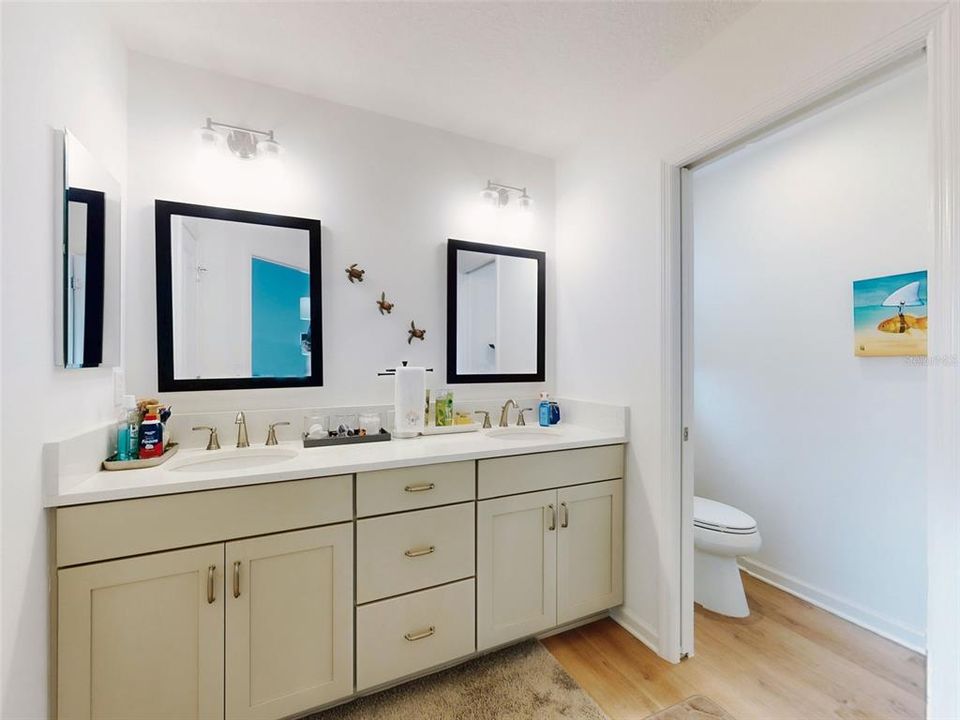 待售: $375,000 (3 贝兹, 2 浴室, 1711 平方英尺)