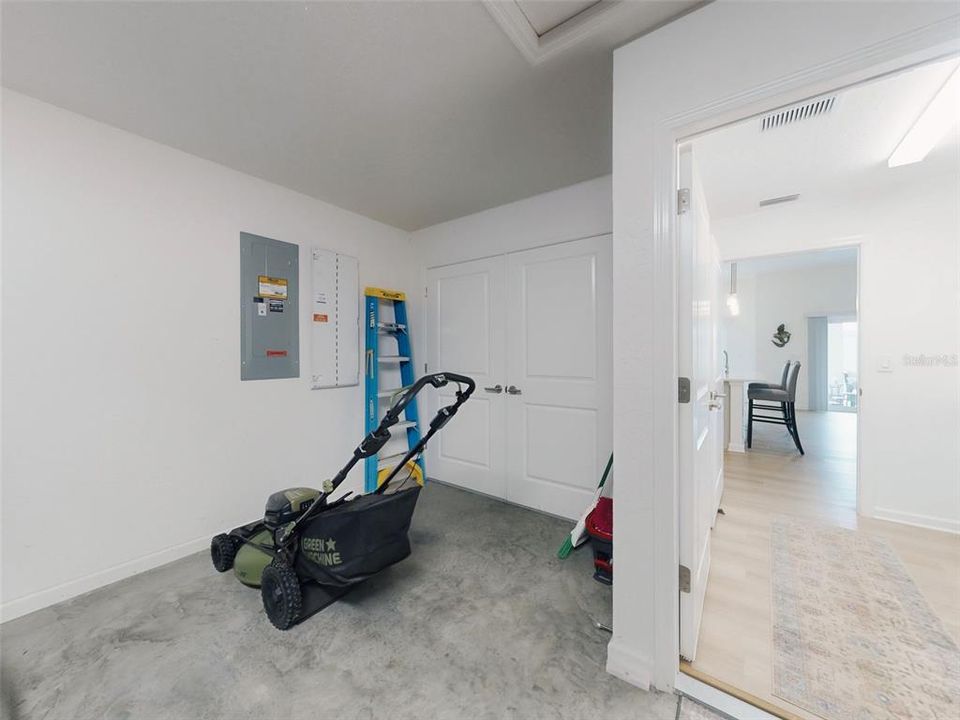 待售: $375,000 (3 贝兹, 2 浴室, 1711 平方英尺)