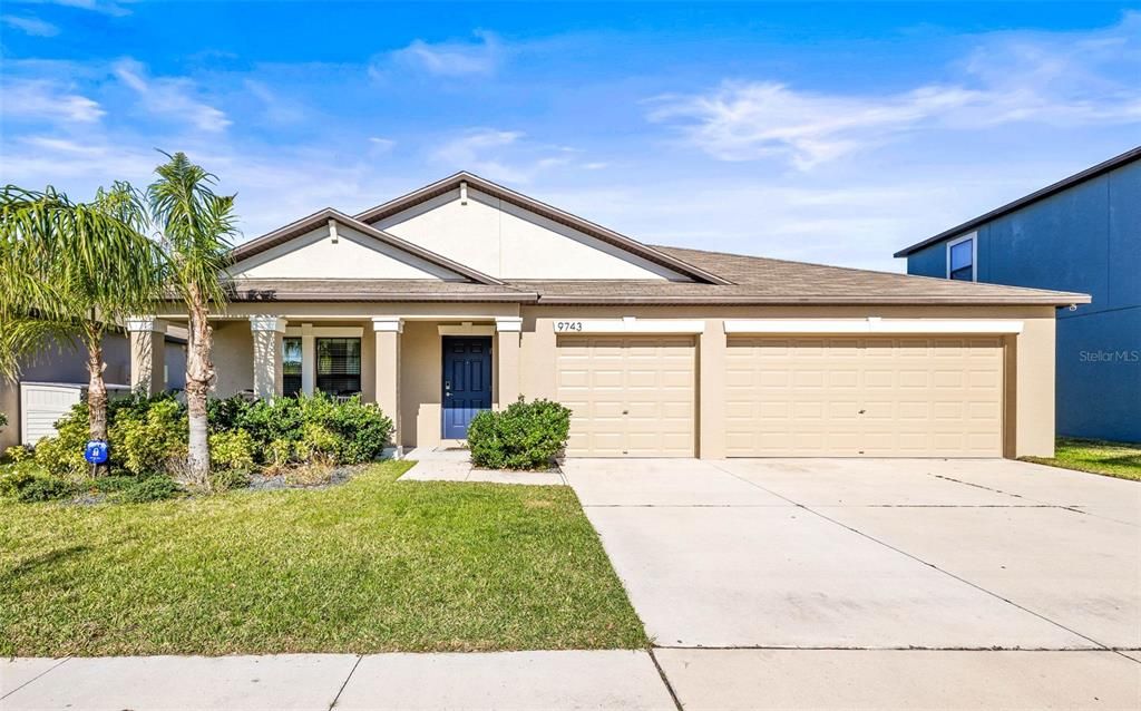 最近售出: $425,000 (4 贝兹, 2 浴室, 2278 平方英尺)