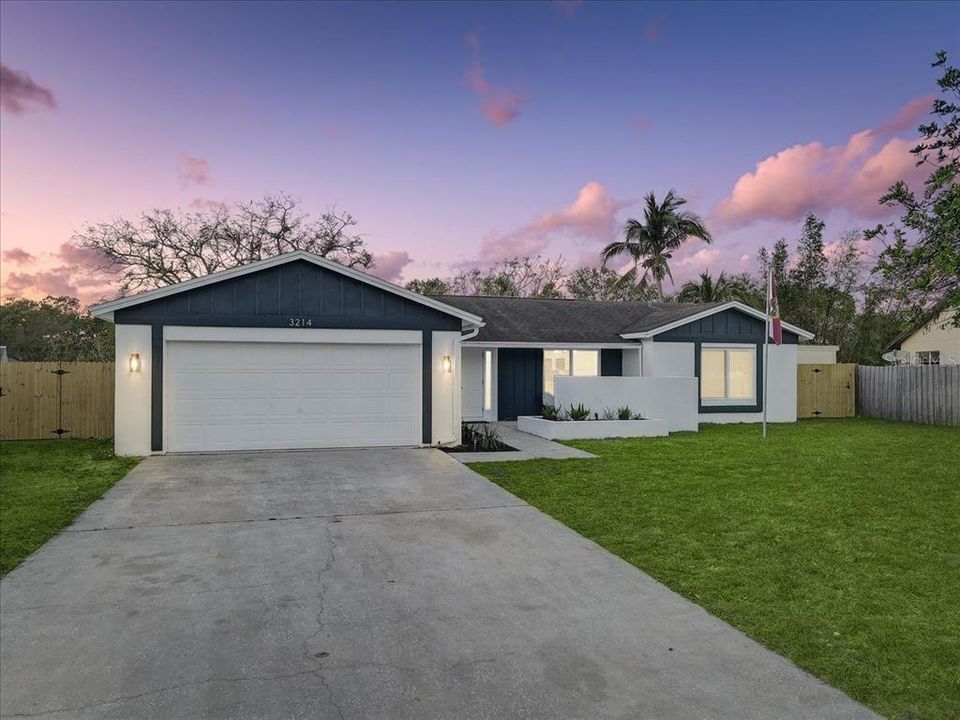 最近售出: $488,800 (3 贝兹, 2 浴室, 1520 平方英尺)