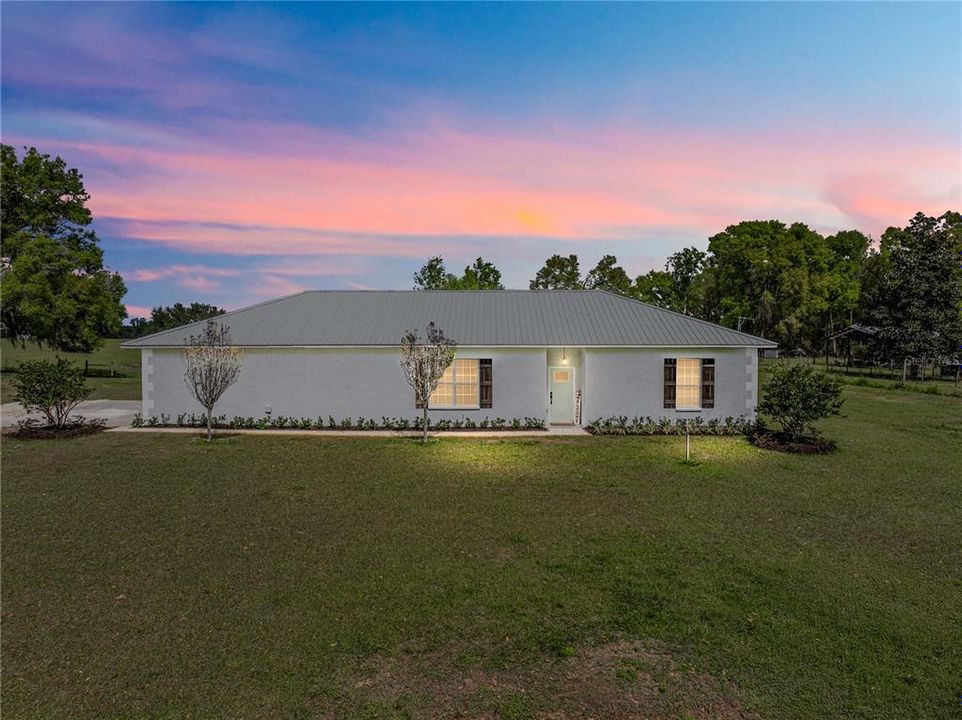 Недавно продано: $399,900 (2 спален, 2 ванн, 1452 Квадратных фут)