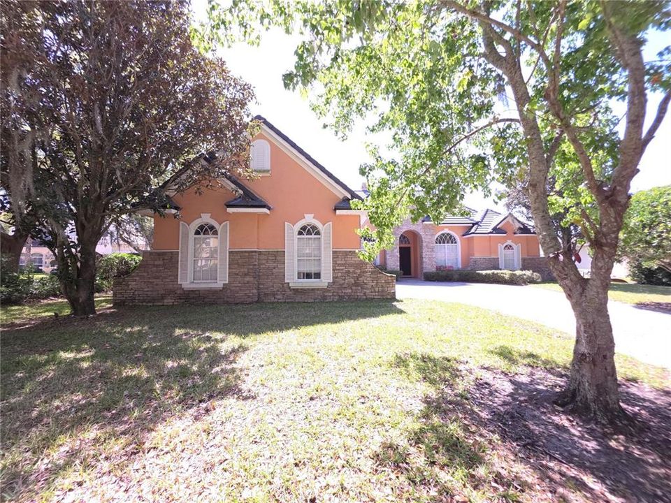 Недавно продано: $1,700,000 (5 спален, 5 ванн, 3608 Квадратных фут)