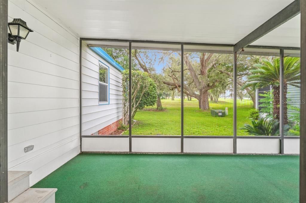 Active With Contract: $204,900 (2 beds, 2 baths, 1332 Square Feet)