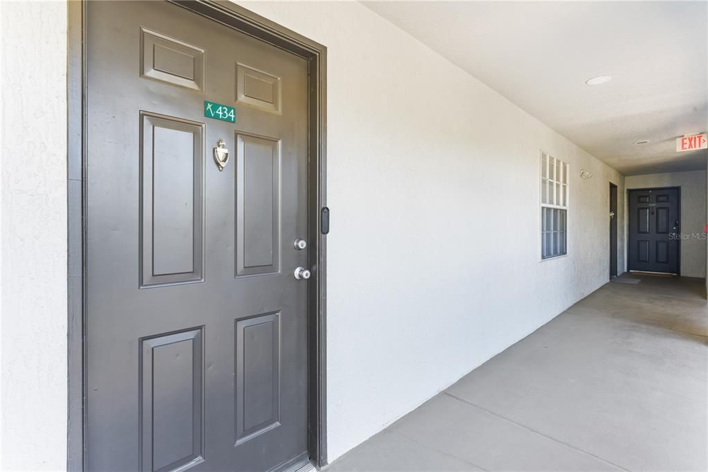 На продажу: $210,000 (2 спален, 2 ванн, 1160 Квадратных фут)