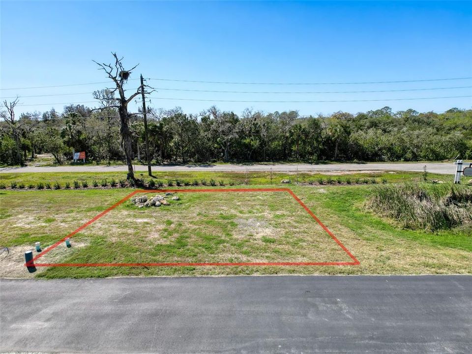 На продажу: $50,000 (0.06 acres)