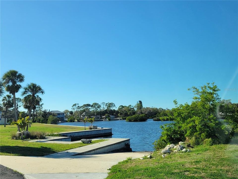 En Venta: $55,000 (0.05 acres)