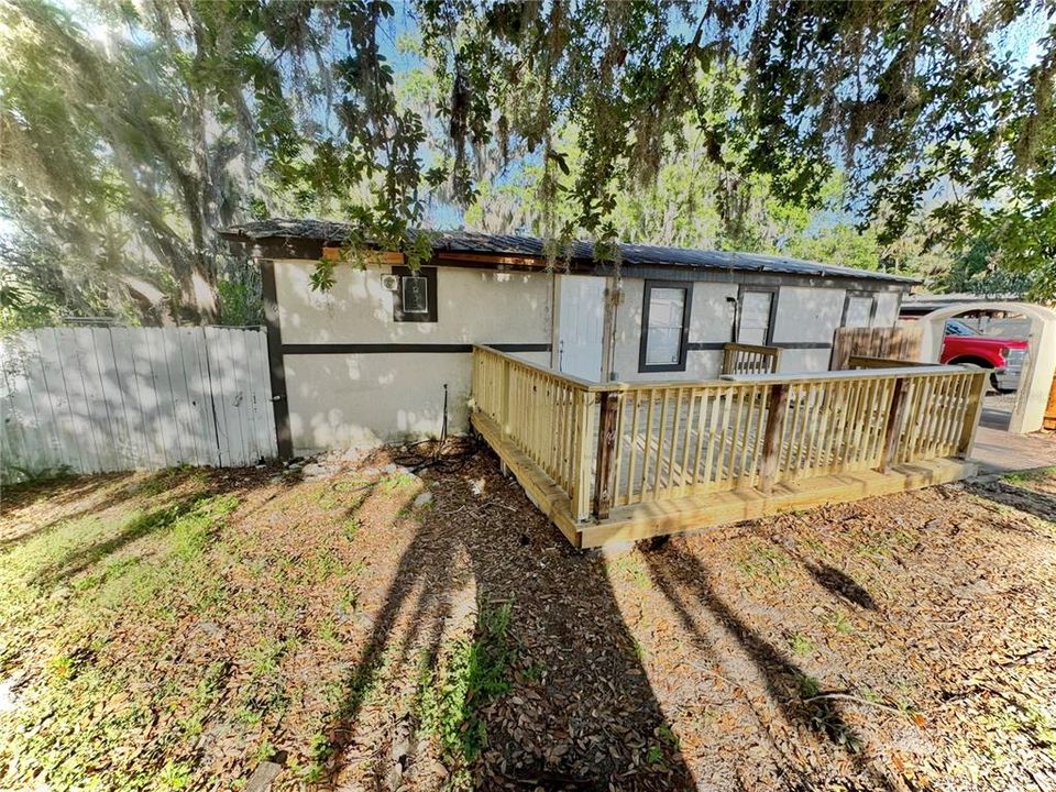 Недавно продано: $159,000 (2 спален, 2 ванн, 960 Квадратных фут)