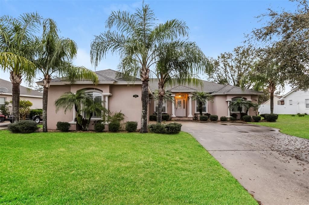 Vendido Recientemente: $399,000 (3 camas, 2 baños, 2467 Pies cuadrados)