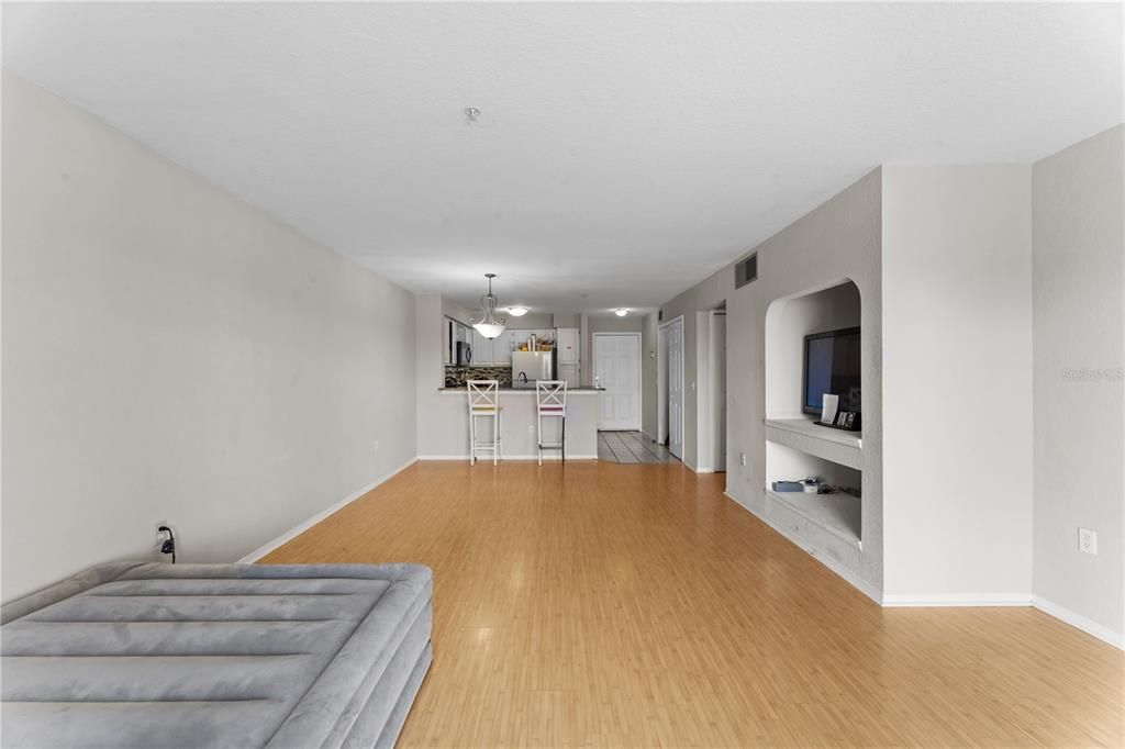 En Venta: $210,000 (2 camas, 2 baños, 1160 Pies cuadrados)