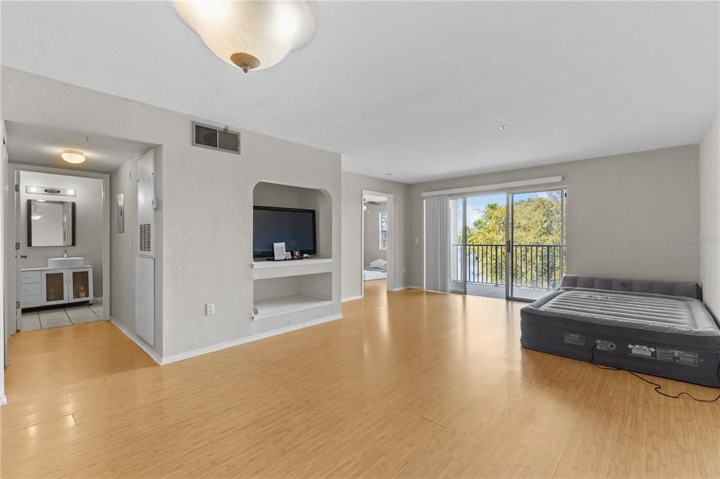 En Venta: $210,000 (2 camas, 2 baños, 1160 Pies cuadrados)