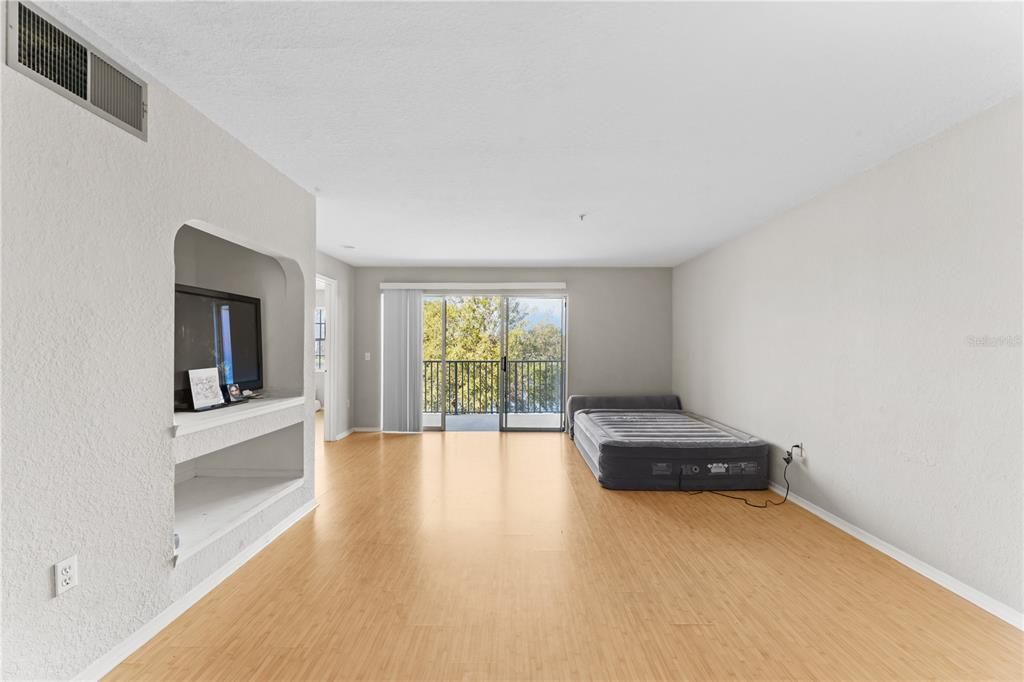 En Venta: $210,000 (2 camas, 2 baños, 1160 Pies cuadrados)