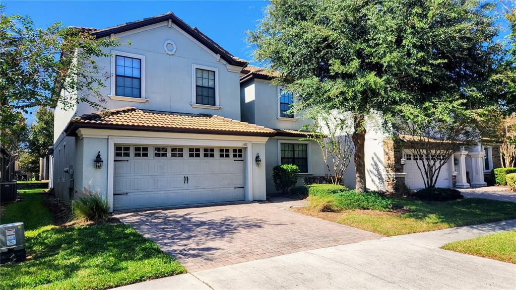 For Sale: $550,000 (7 beds, 6 baths, 3339 Square Feet)