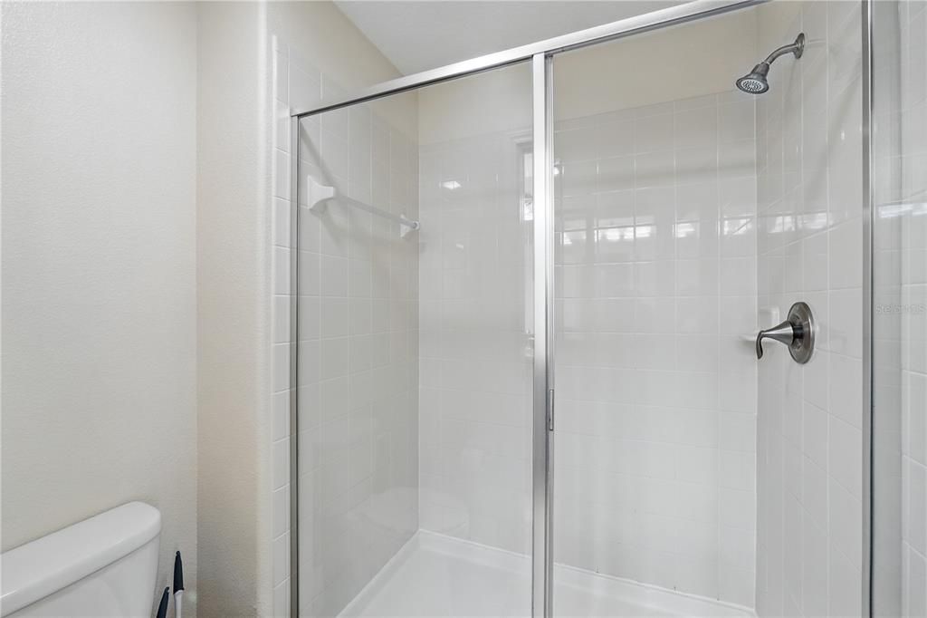 For Sale: $550,000 (7 beds, 6 baths, 3339 Square Feet)