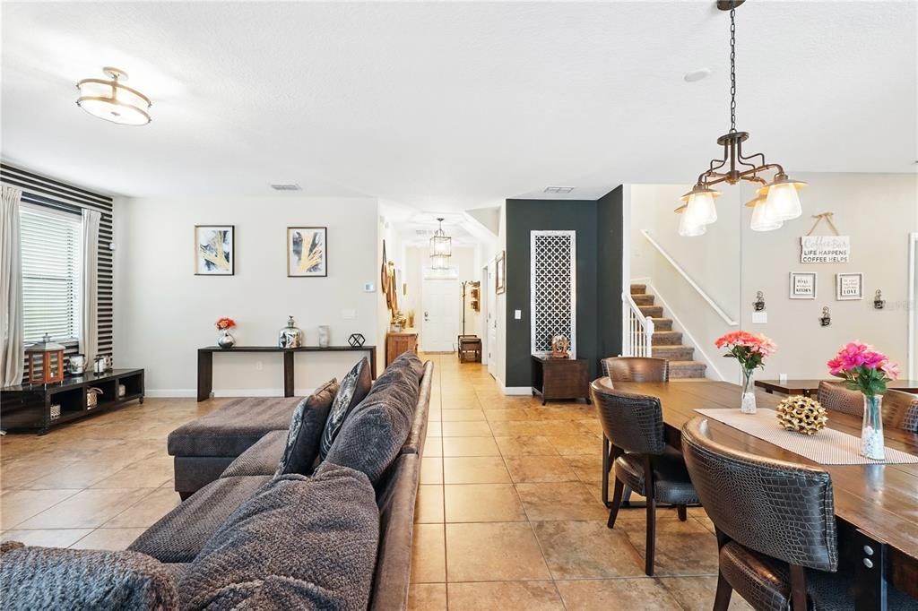 For Sale: $550,000 (7 beds, 6 baths, 3339 Square Feet)