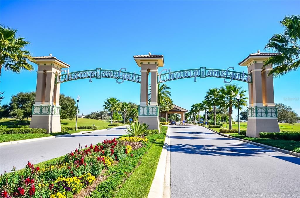 For Sale: $550,000 (7 beds, 6 baths, 3339 Square Feet)