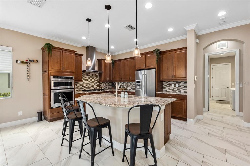 En Renta: $7,600 (4 camas, 4 baños, 3460 Pies cuadrados)