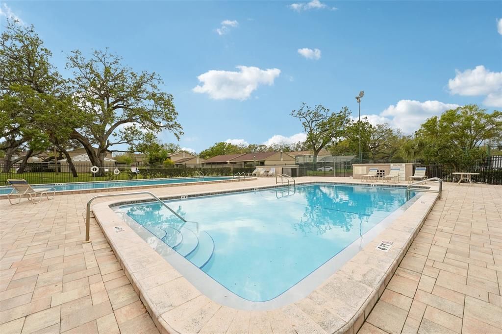 На продажу: $154,900 (2 спален, 1 ванн, 1190 Квадратных фут)