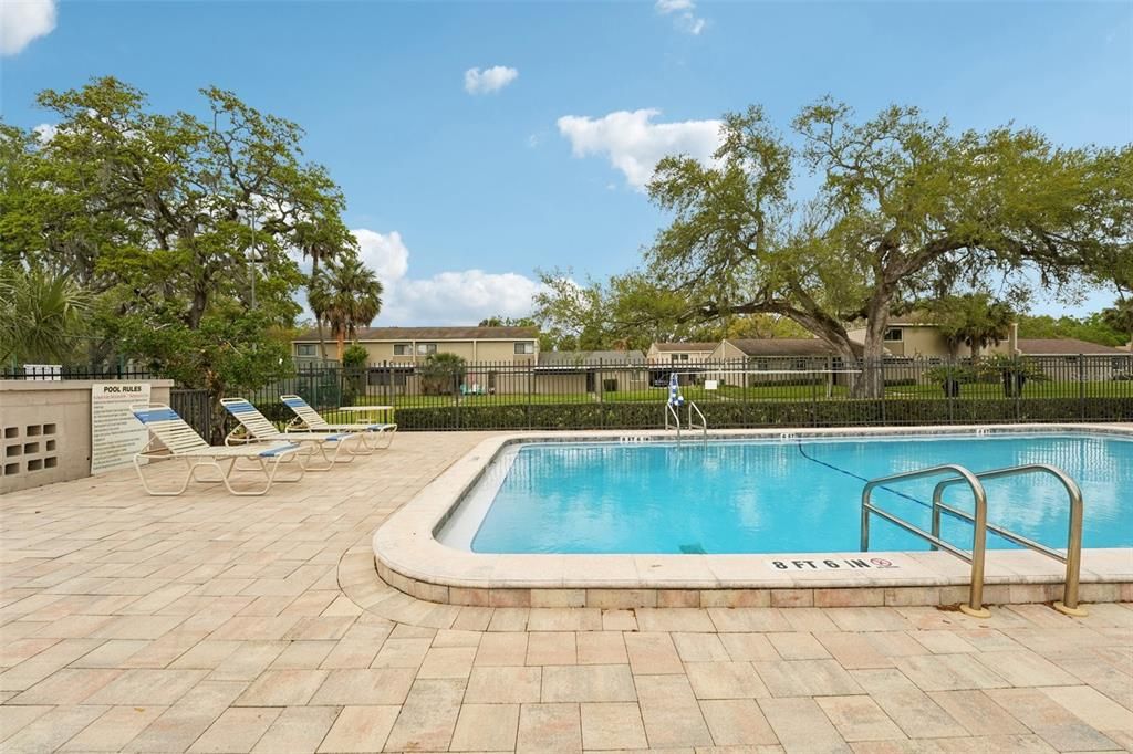 На продажу: $154,900 (2 спален, 1 ванн, 1190 Квадратных фут)