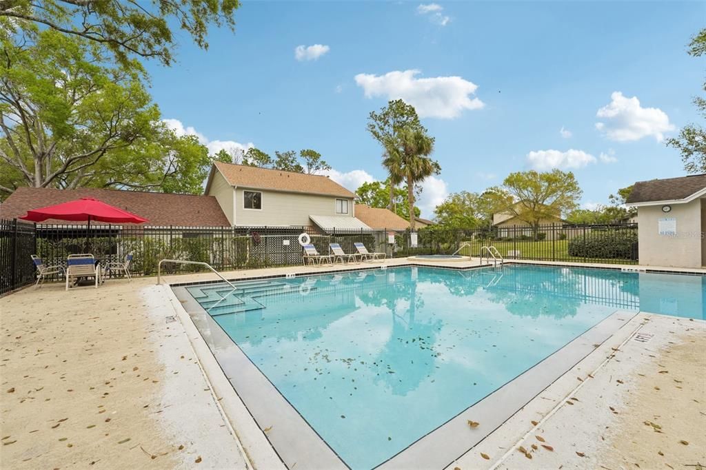 На продажу: $154,900 (2 спален, 1 ванн, 1190 Квадратных фут)