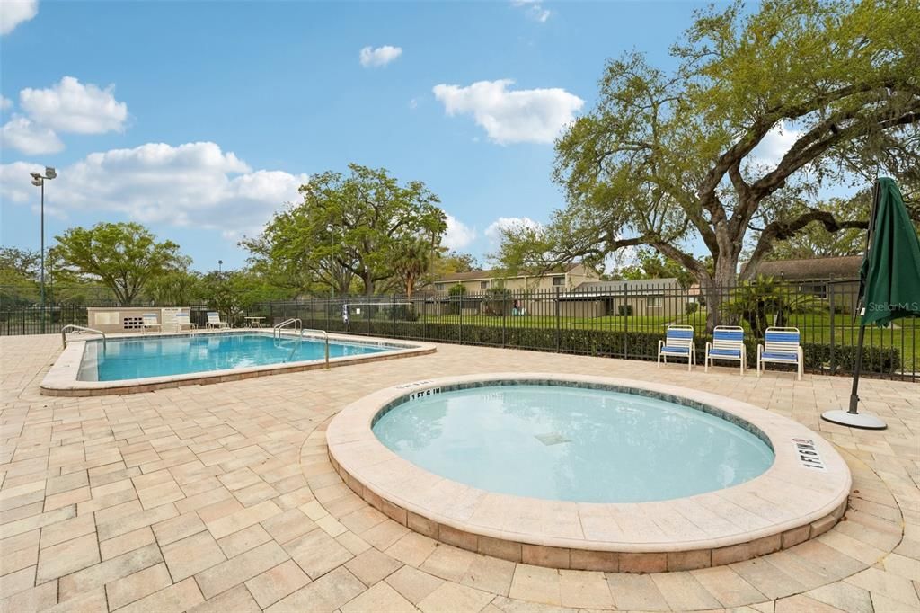 На продажу: $154,900 (2 спален, 1 ванн, 1190 Квадратных фут)