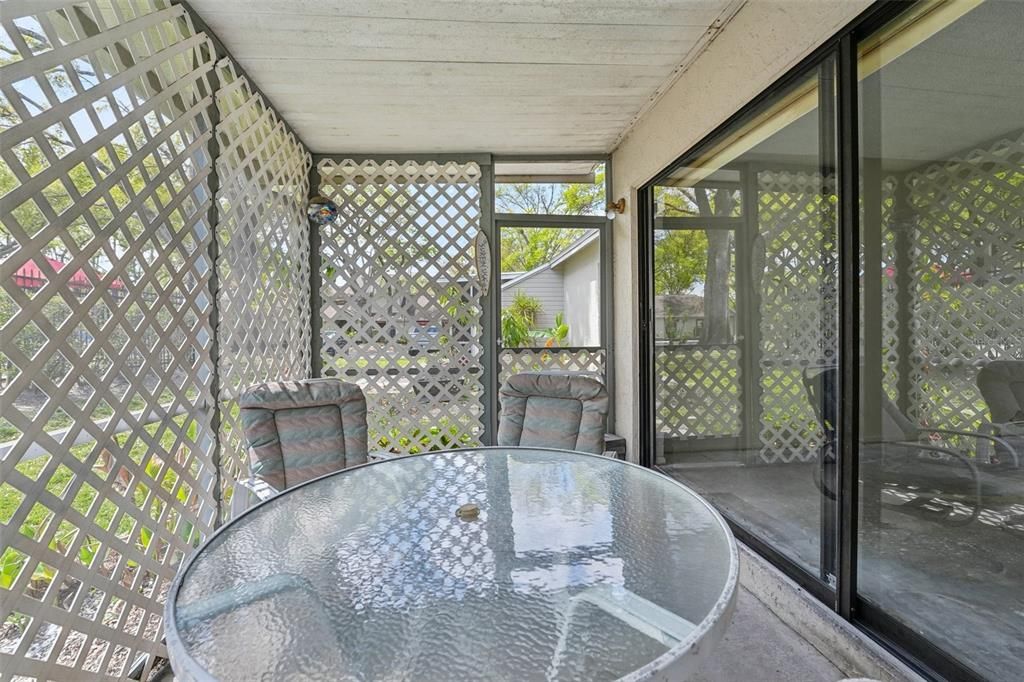 На продажу: $154,900 (2 спален, 1 ванн, 1190 Квадратных фут)