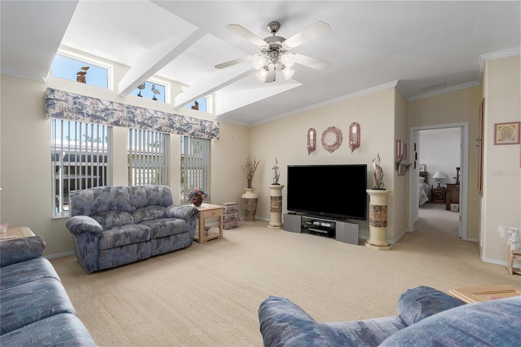 For Sale: $294,900 (3 beds, 2 baths, 1680 Square Feet)