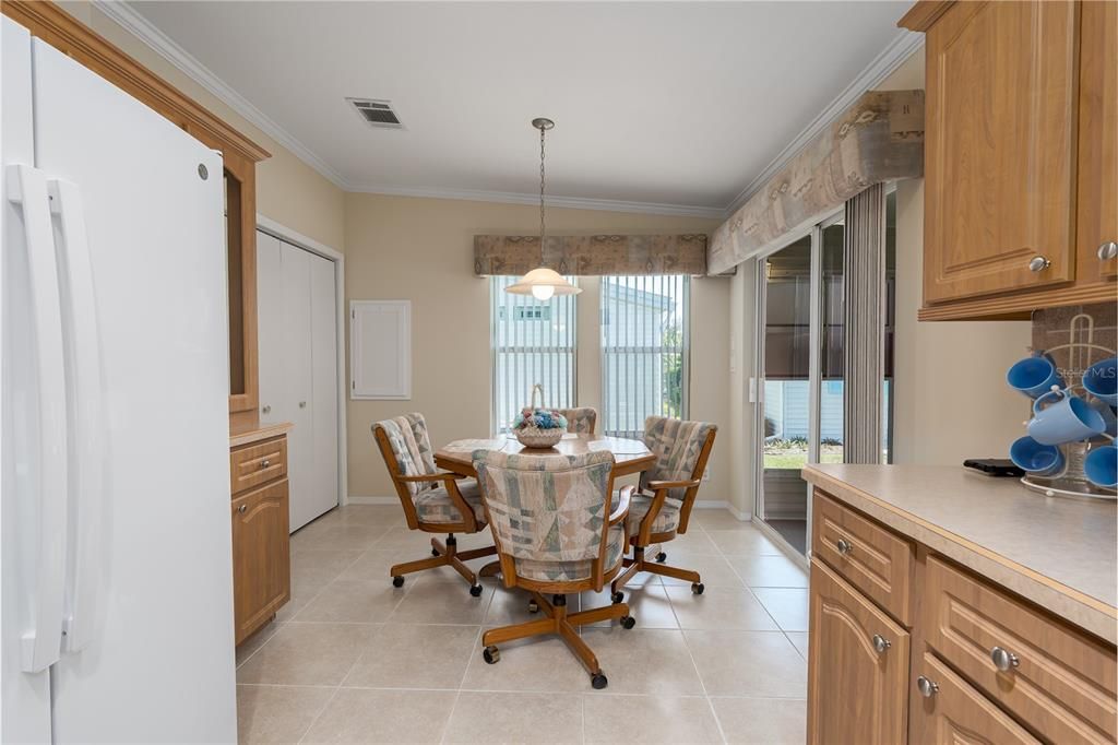 For Sale: $294,900 (3 beds, 2 baths, 1680 Square Feet)