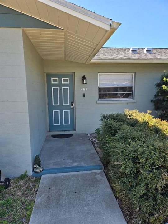 Recently Rented: $1,900 (2 beds, 2 baths, 1079 Square Feet)