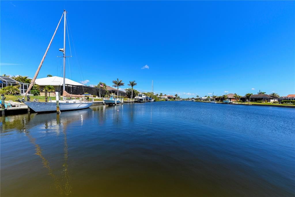 На продажу: $850,000 (4 спален, 2 ванн, 2151 Квадратных фут)