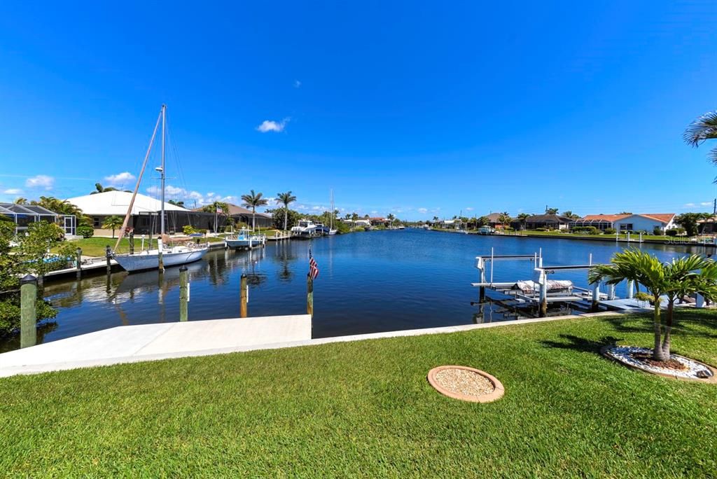 На продажу: $850,000 (4 спален, 2 ванн, 2151 Квадратных фут)