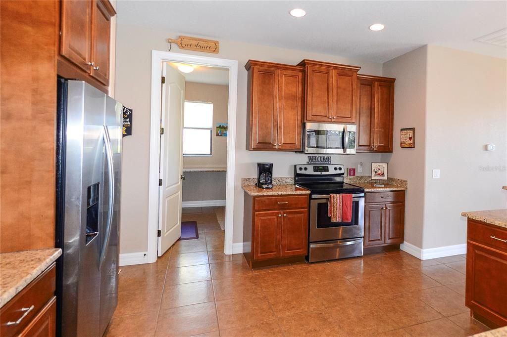 На продажу: $850,000 (4 спален, 2 ванн, 2151 Квадратных фут)