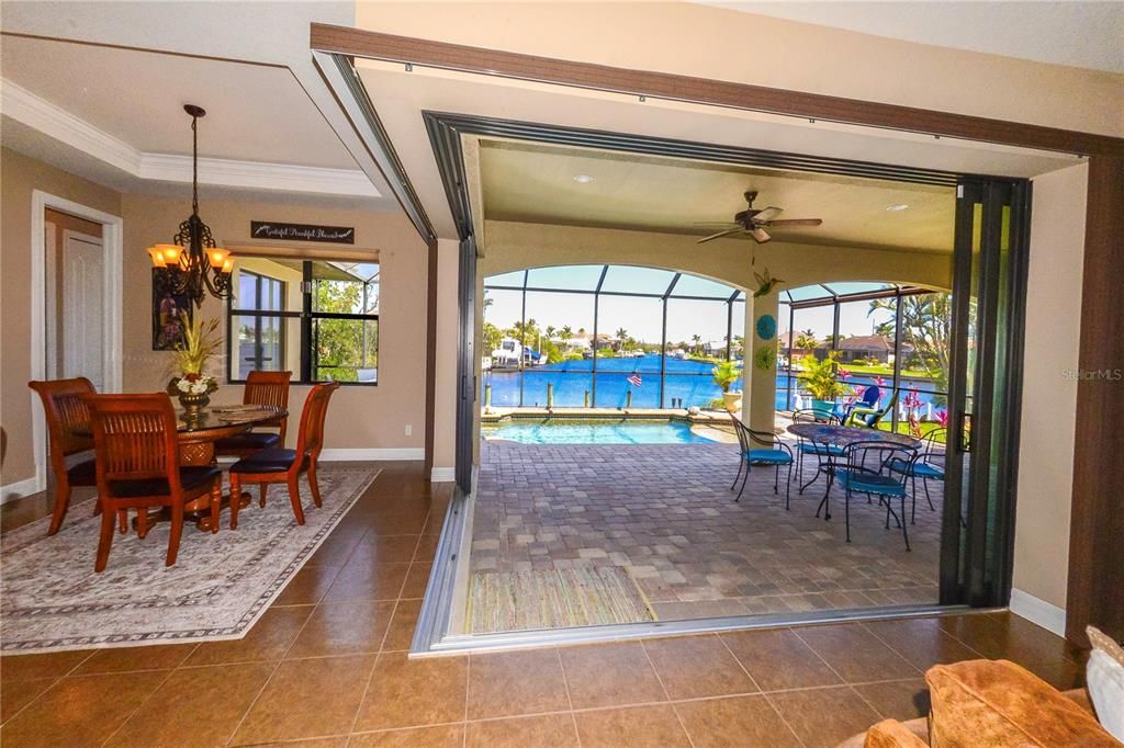 На продажу: $850,000 (4 спален, 2 ванн, 2151 Квадратных фут)