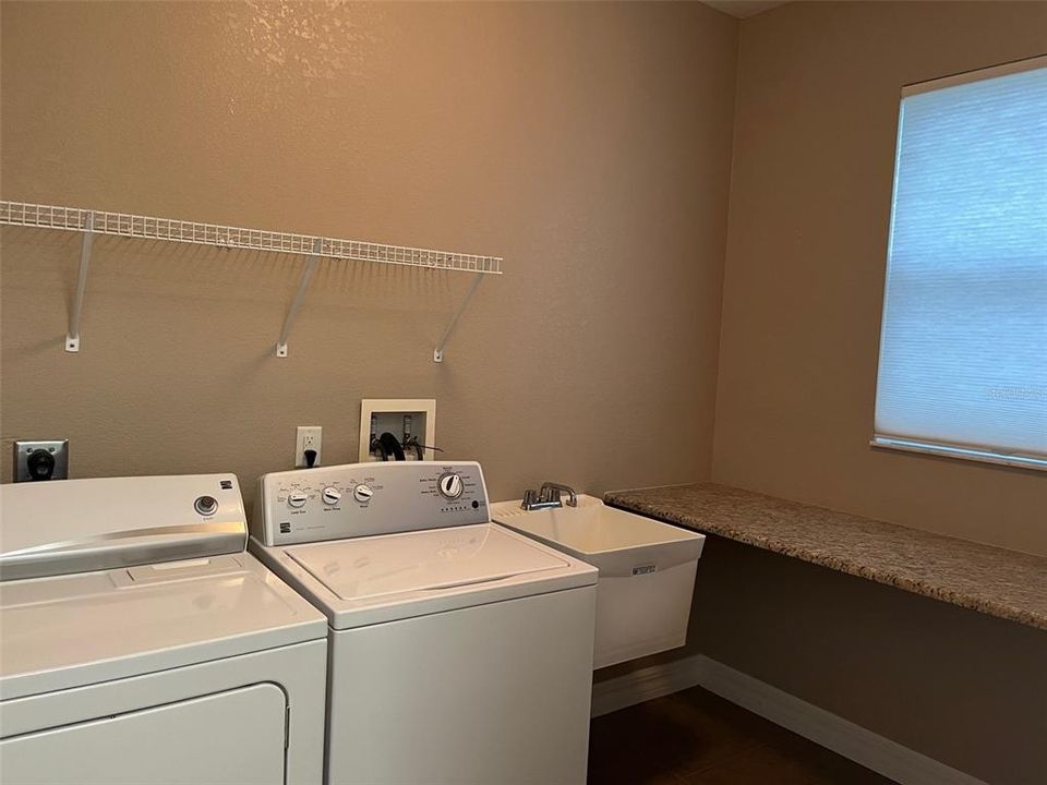 На продажу: $850,000 (4 спален, 2 ванн, 2151 Квадратных фут)