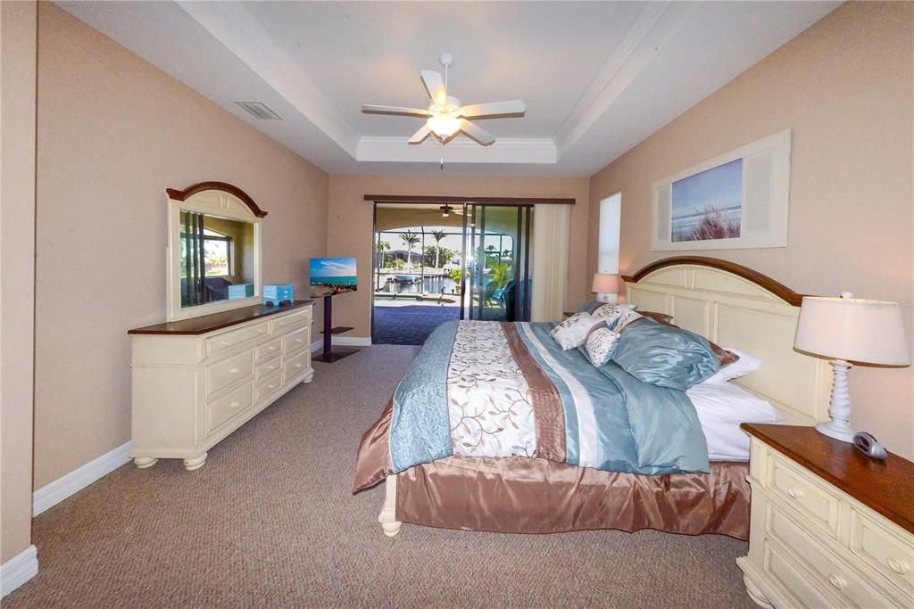 На продажу: $850,000 (4 спален, 2 ванн, 2151 Квадратных фут)