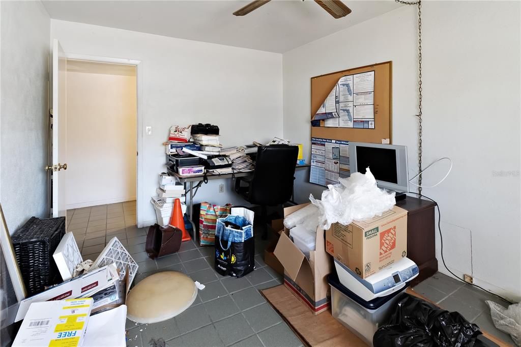 合同活跃: $700,000 (0 贝兹, 0 浴室, 4401 平方英尺)