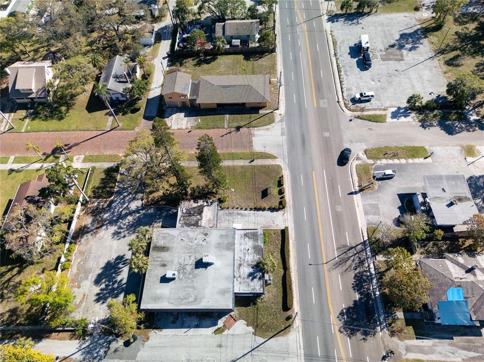 合同活跃: $700,000 (0 贝兹, 0 浴室, 4401 平方英尺)