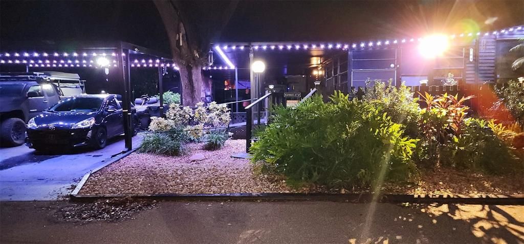 For Sale: $118,000 (2 beds, 1 baths, 792 Square Feet)