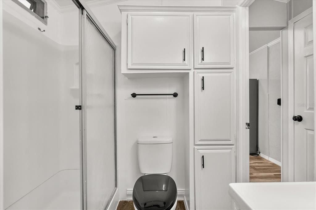 For Sale: $118,000 (2 beds, 1 baths, 792 Square Feet)