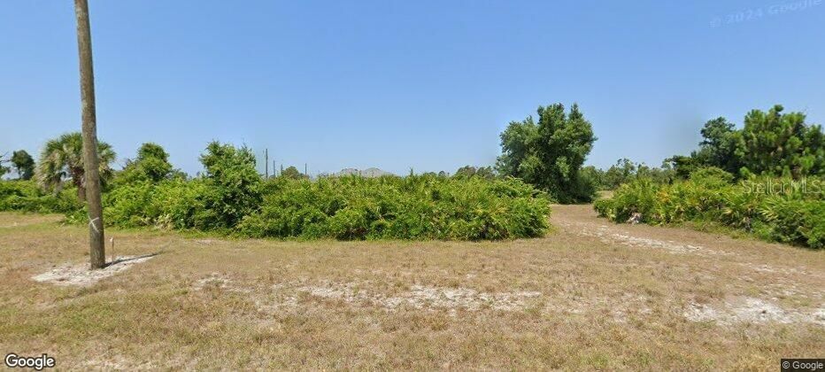 合同活跃: $16,000 (0.18 acres)