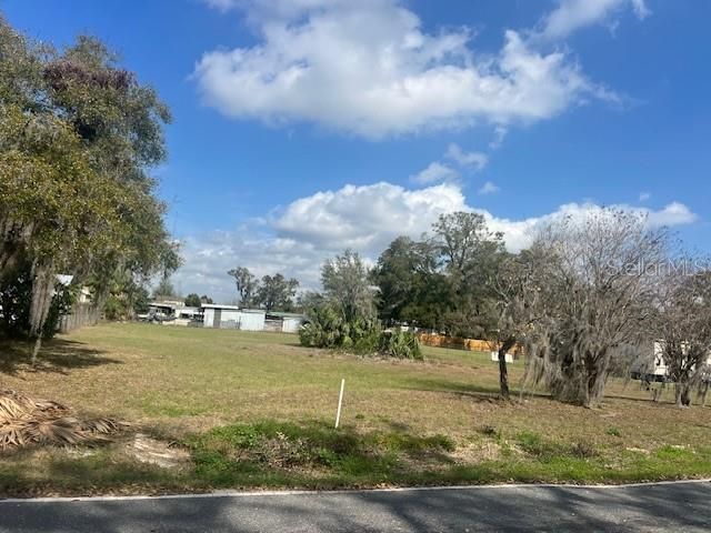 En Venta: $79,000 (0.55 acres)