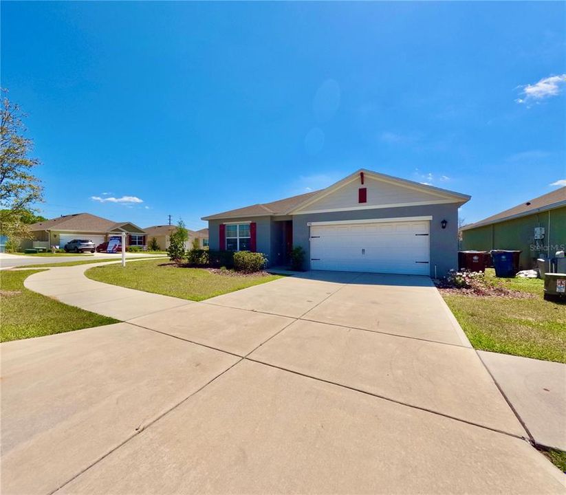 For Sale: $335,000 (4 beds, 2 baths, 1867 Square Feet)