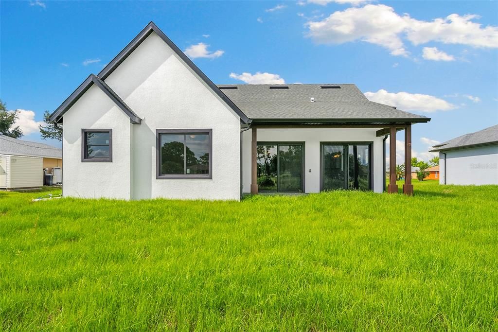 На продажу: $399,900 (4 спален, 2 ванн, 1853 Квадратных фут)