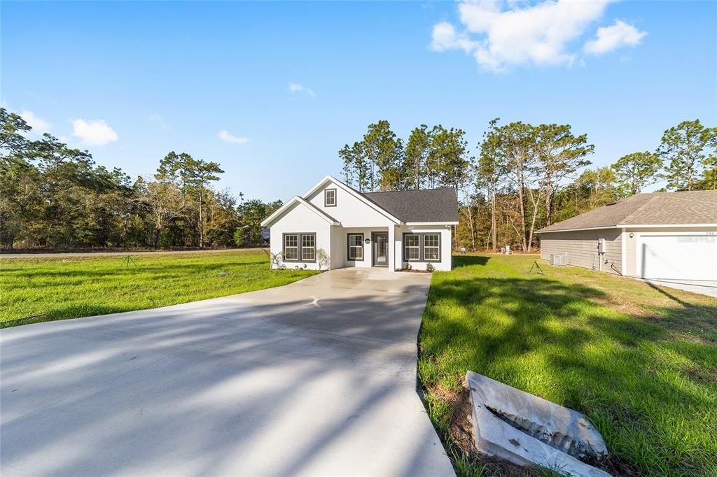 For Sale: $294,999 (2 beds, 2 baths, 1443 Square Feet)