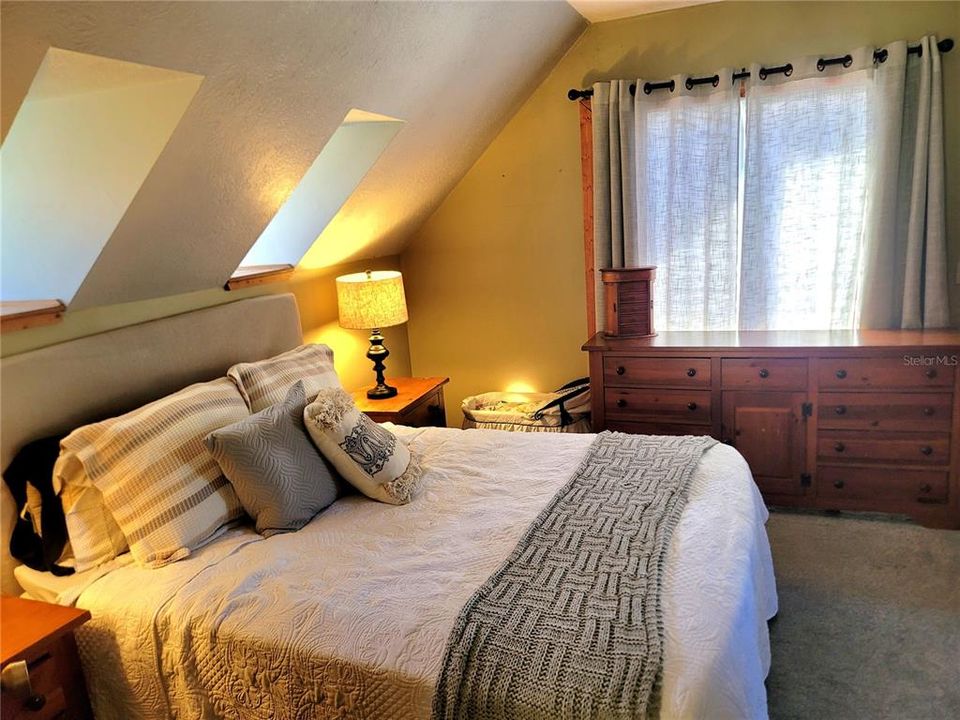 En Venta: $450,000 (3 camas, 2 baños, 1668 Pies cuadrados)